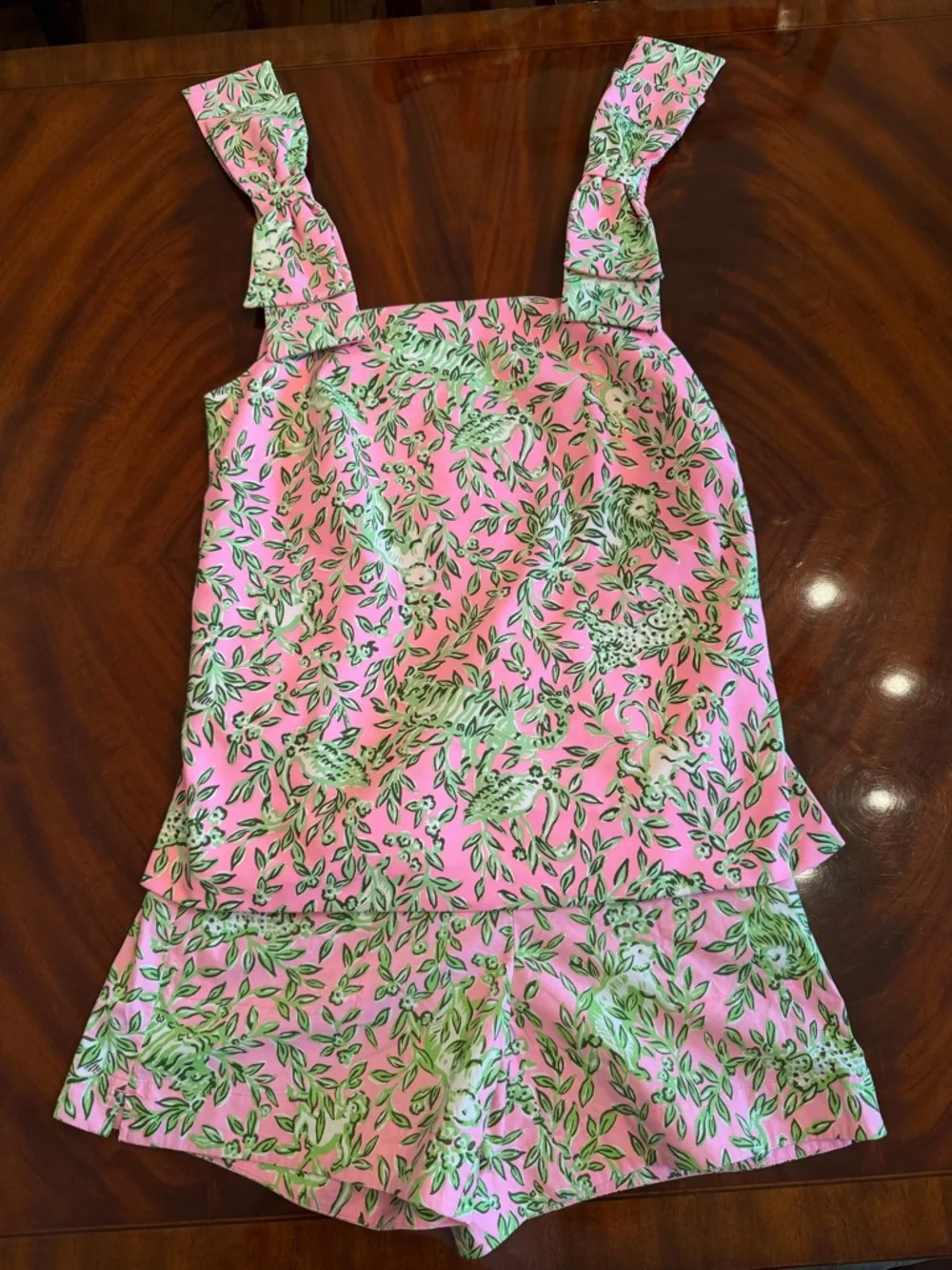 Lilly Pulitzer Anders Tunic Alista Shorts Set Mane Character Energy 4 S